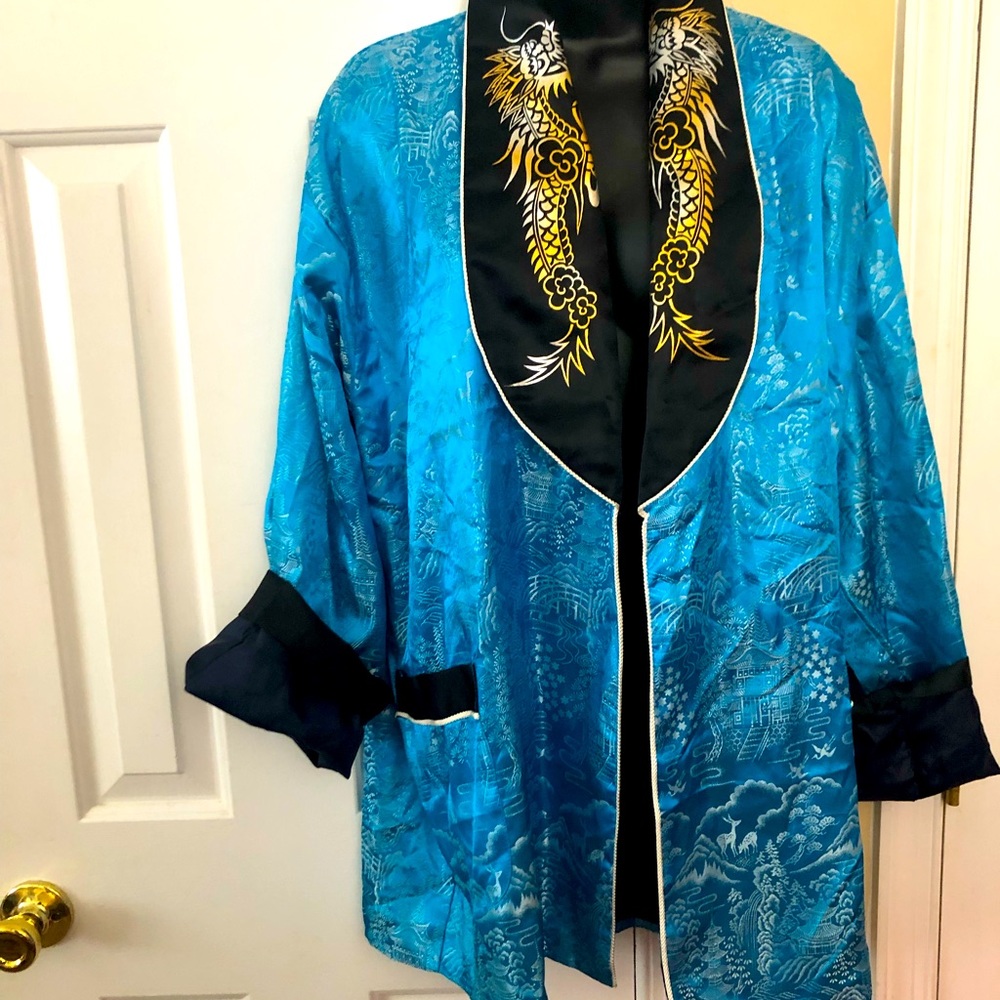 NWOT Asian silky kimono wrap robe with belt - Picture 1 of 4